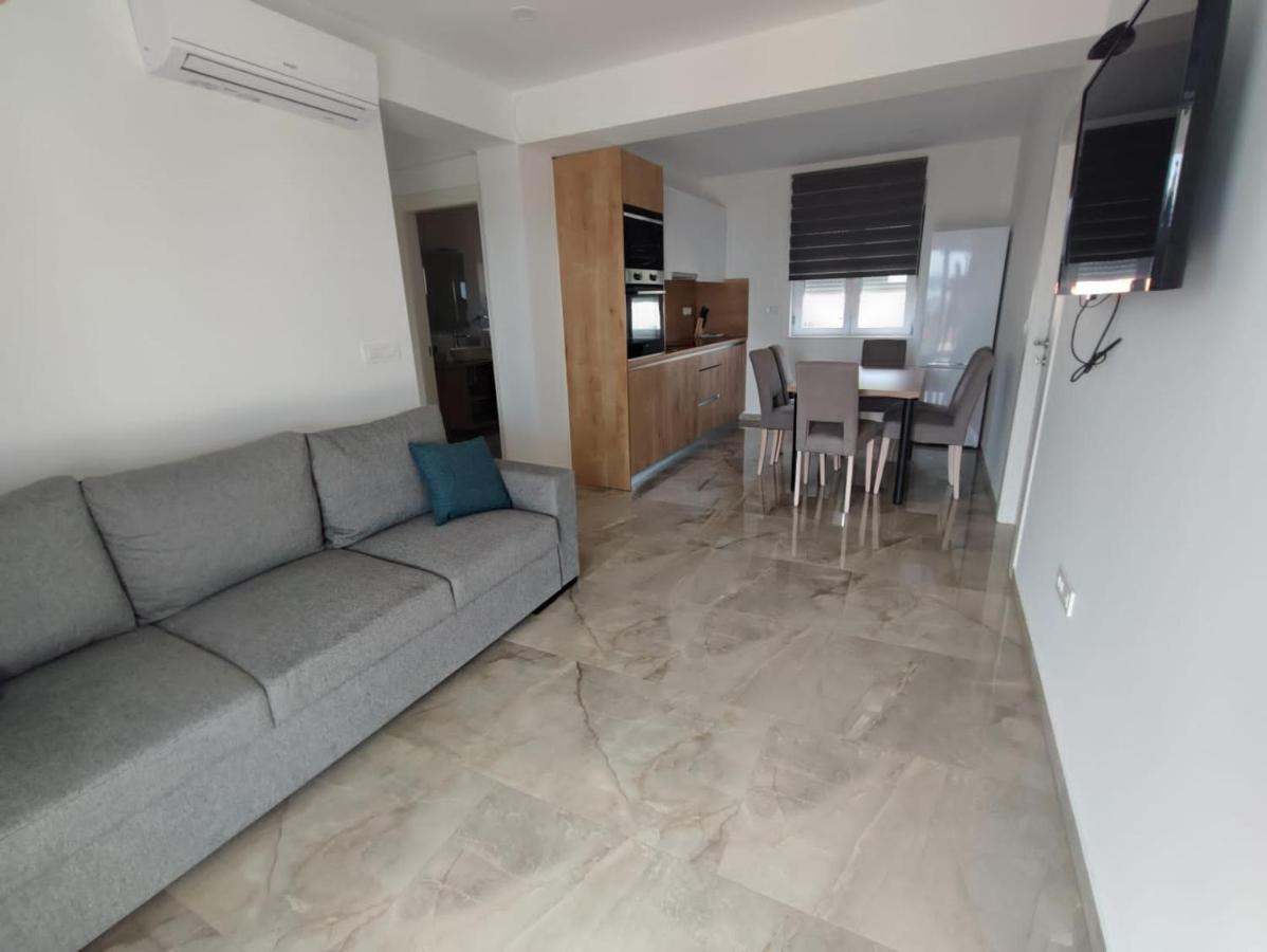 Apartments Horvat Бибинє Екстер'єр фото