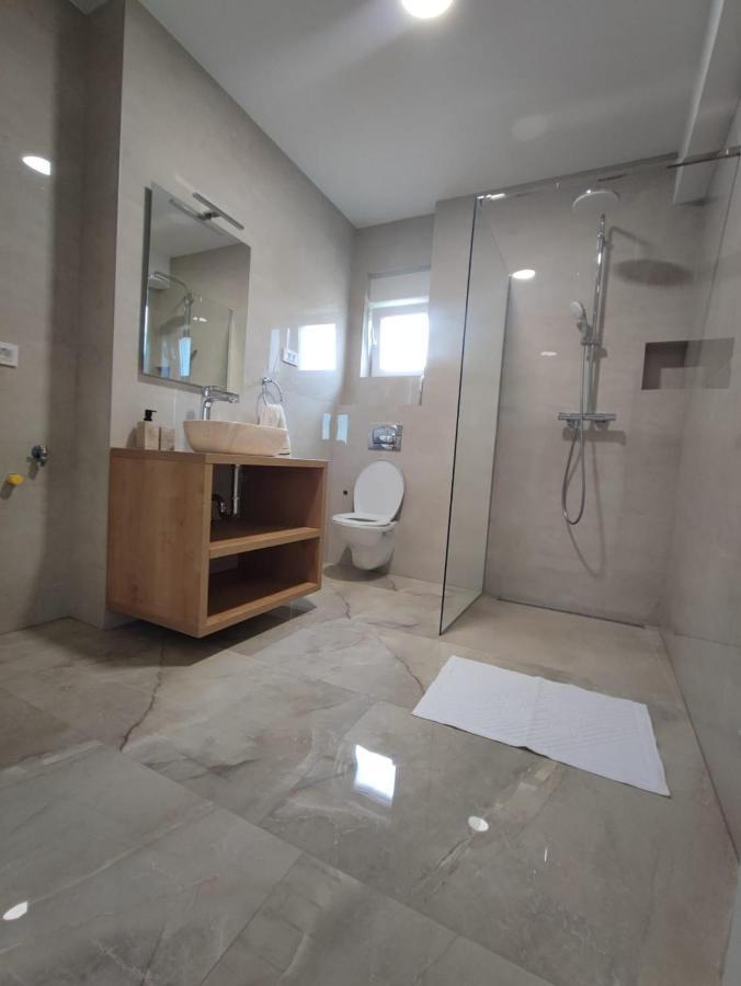 Apartments Horvat Бибинє Екстер'єр фото