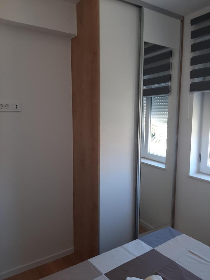 Apartments Horvat Бибинє Екстер'єр фото